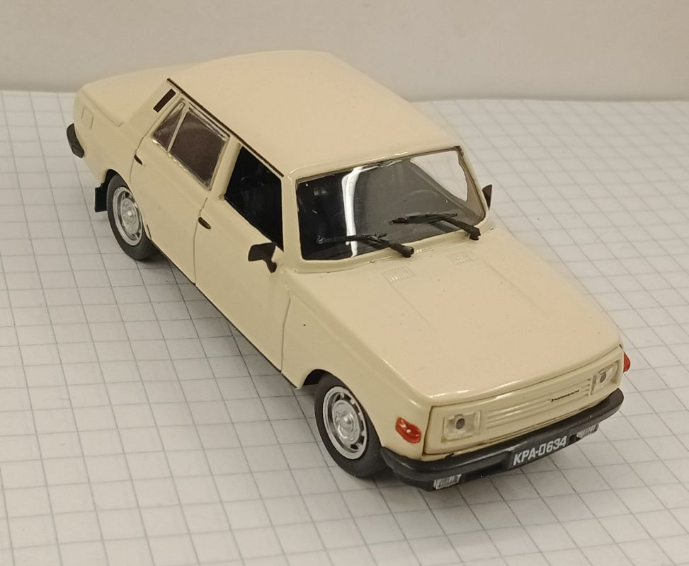 ������ ���������� �� �������� 1/43 Wartburg 353

