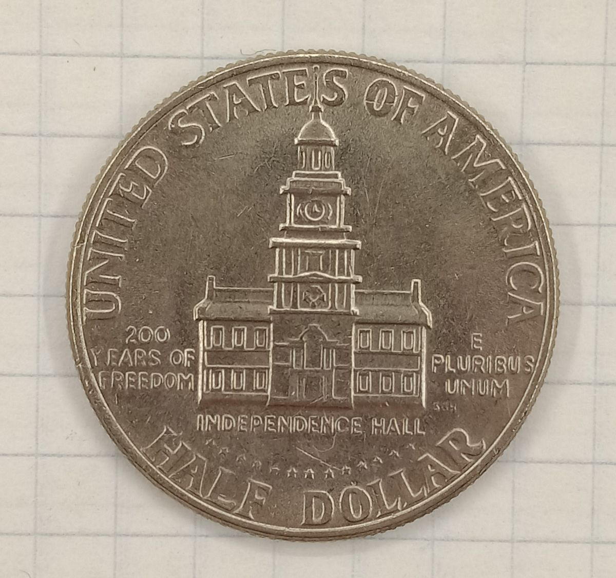 ½ ������� 1976 ��� � 200 ��� �������������
