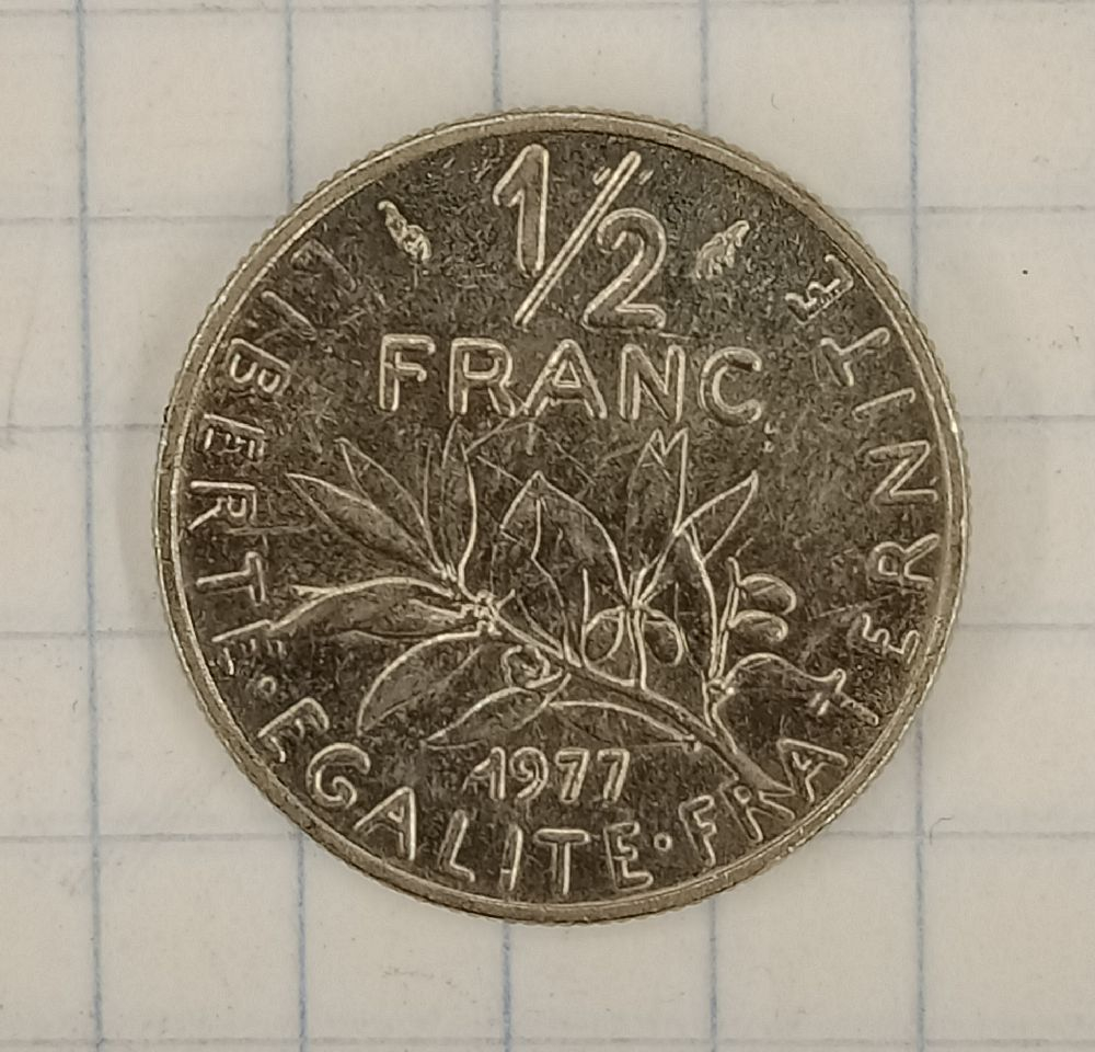 ½ ������ 1977 �������
