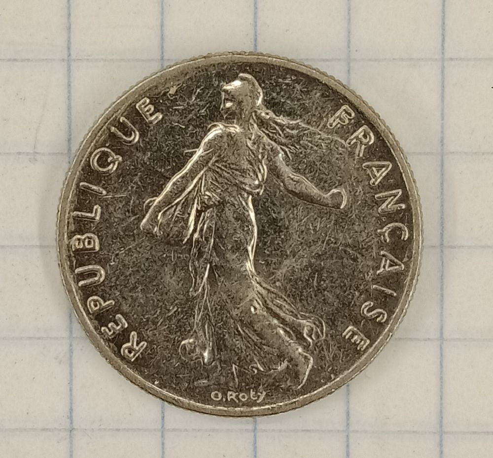 ½ ������ 1977 �������
