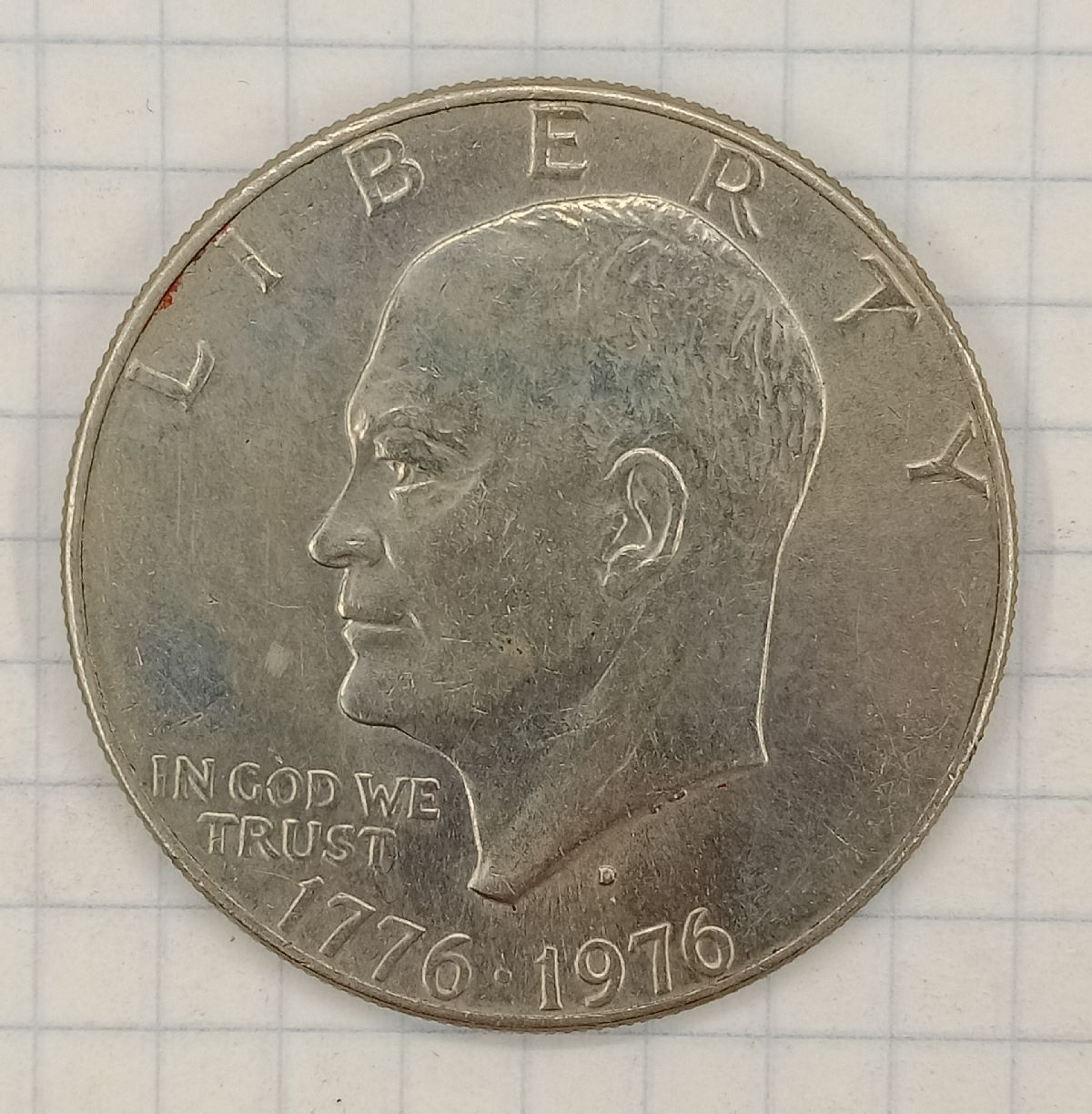 1 ������ 1976 ��� � 200 ��� �������������
